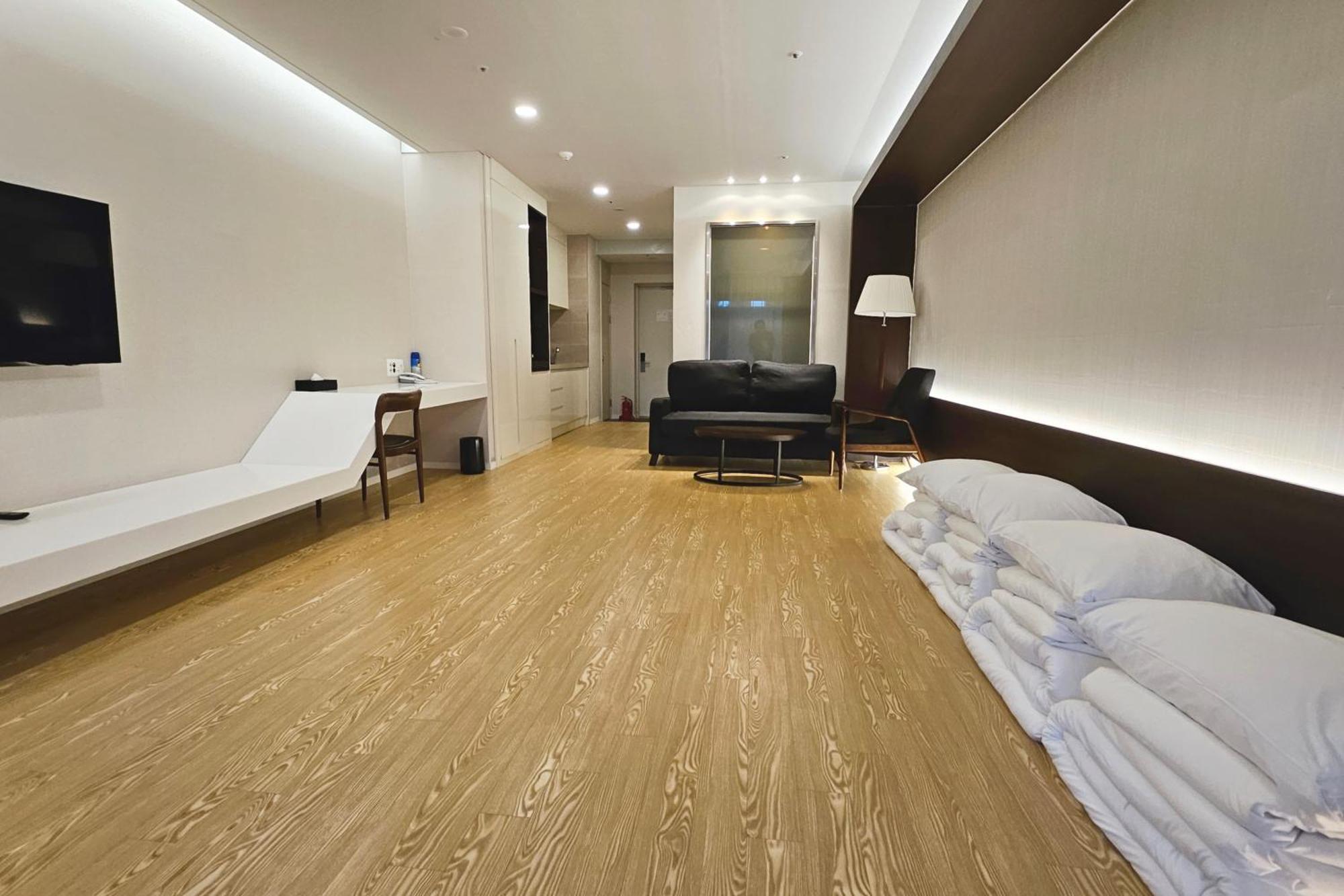 The Qube Resort Jeju Seogwipo Zewnętrze zdjęcie
