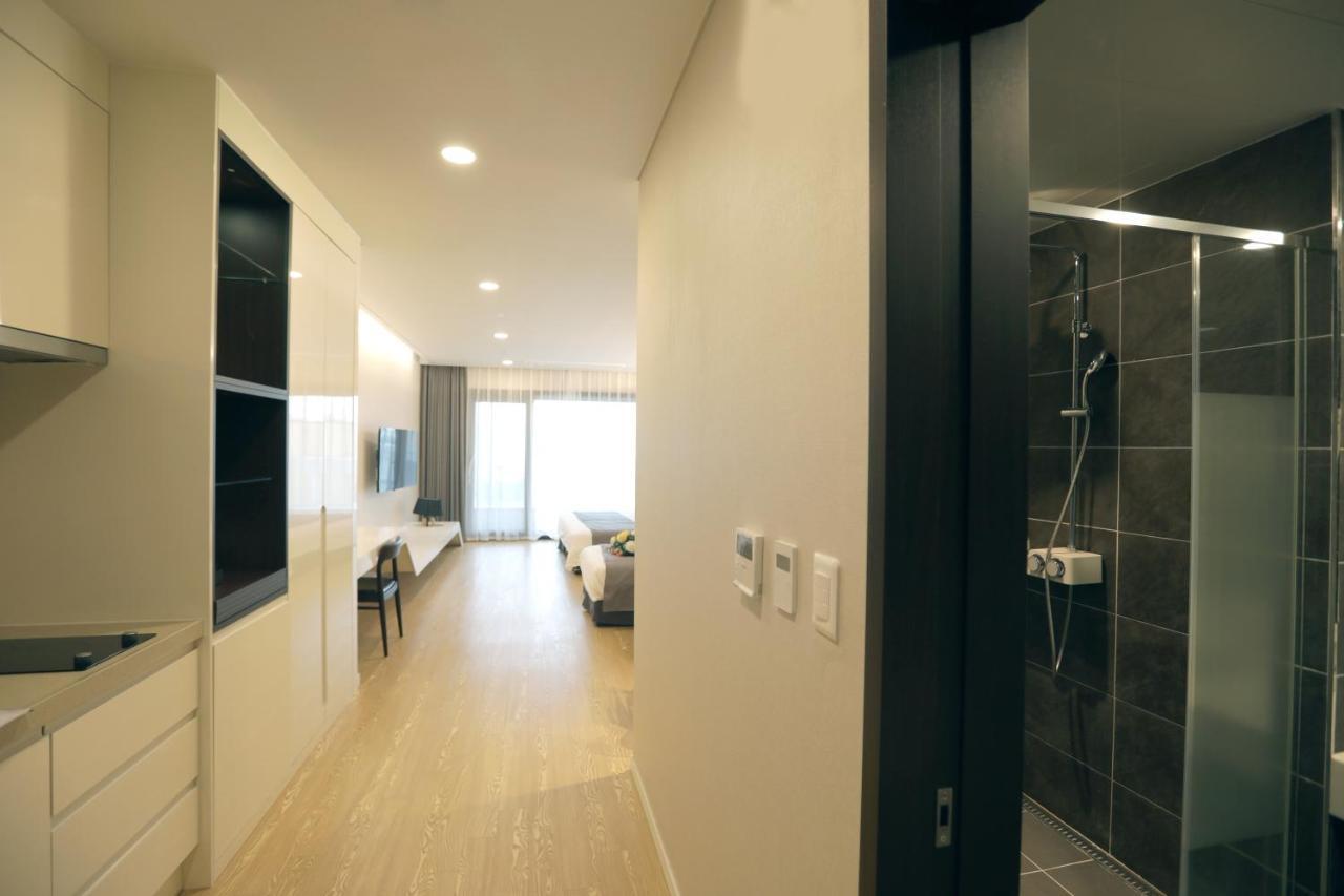 The Qube Resort Jeju Seogwipo Zewnętrze zdjęcie