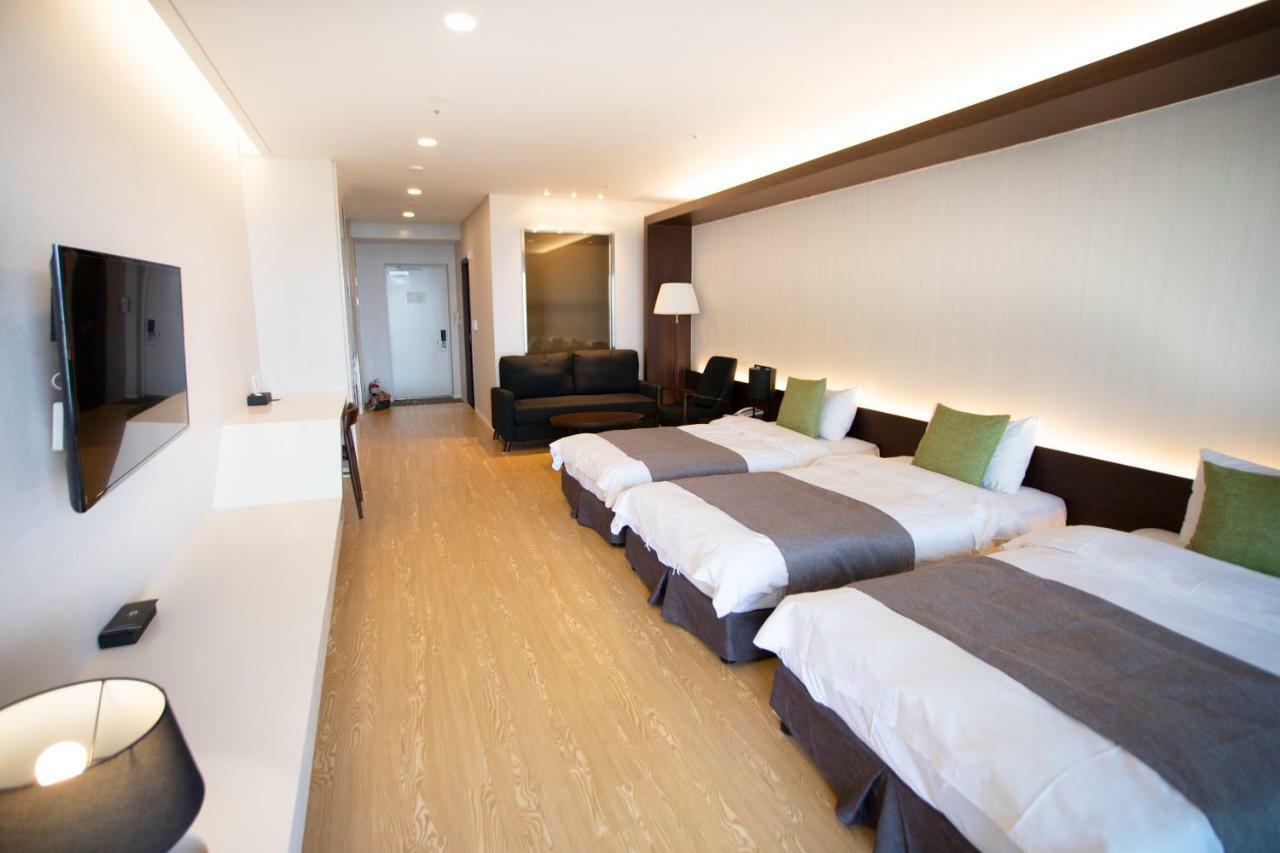 The Qube Resort Jeju Seogwipo Zewnętrze zdjęcie