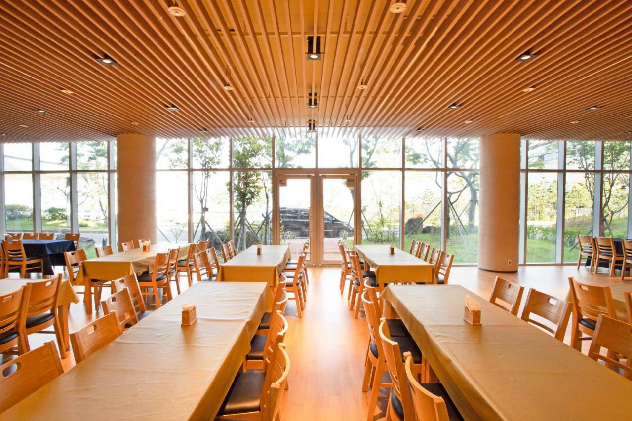 The Qube Resort Jeju Seogwipo Zewnętrze zdjęcie