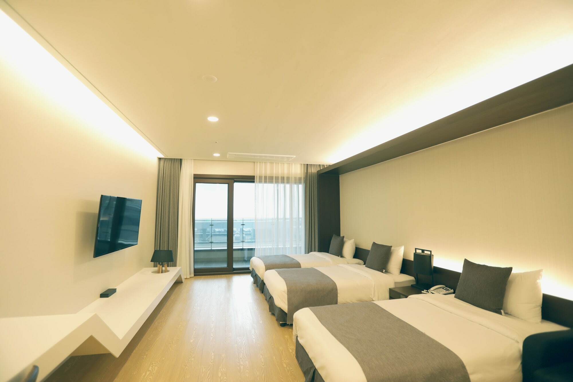 The Qube Resort Jeju Seogwipo Zewnętrze zdjęcie